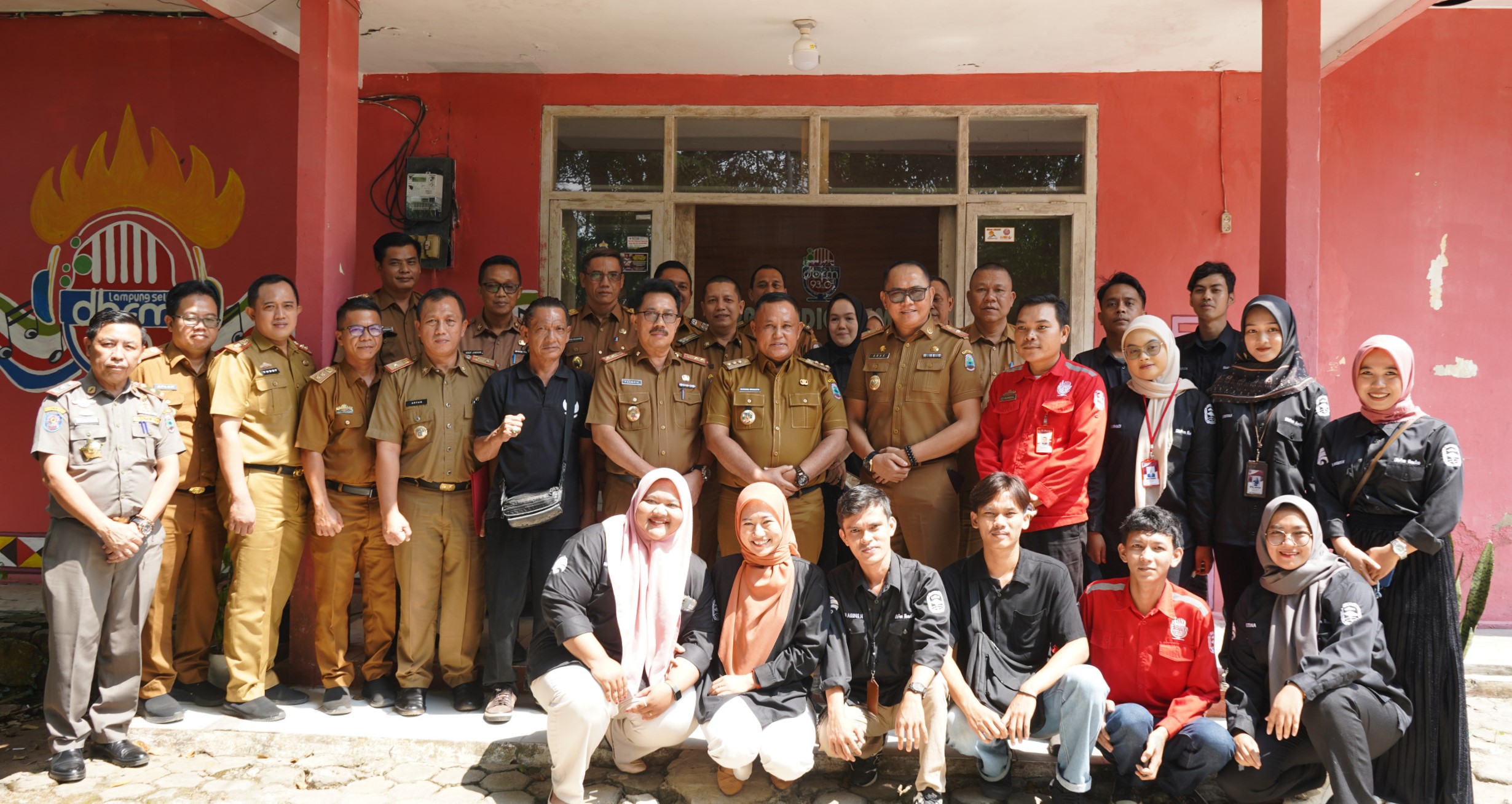 Talkshow di DBFM Radio, Bupati Lampung Selatan Ungkap Berbagai Program Pembangunan