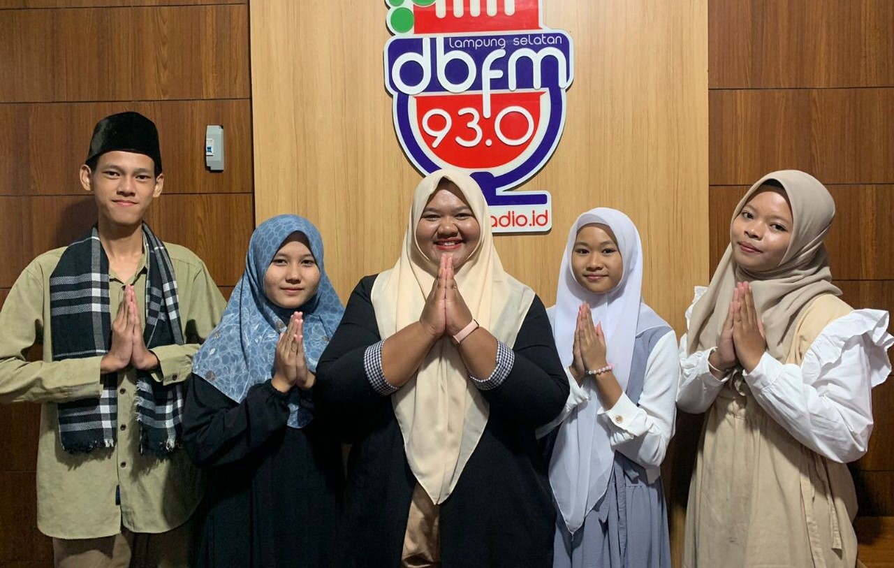 Empat Pelajar Tampil Lomba Da'i - Da'iyah DBFM Radio Pemda Lampung Selatan