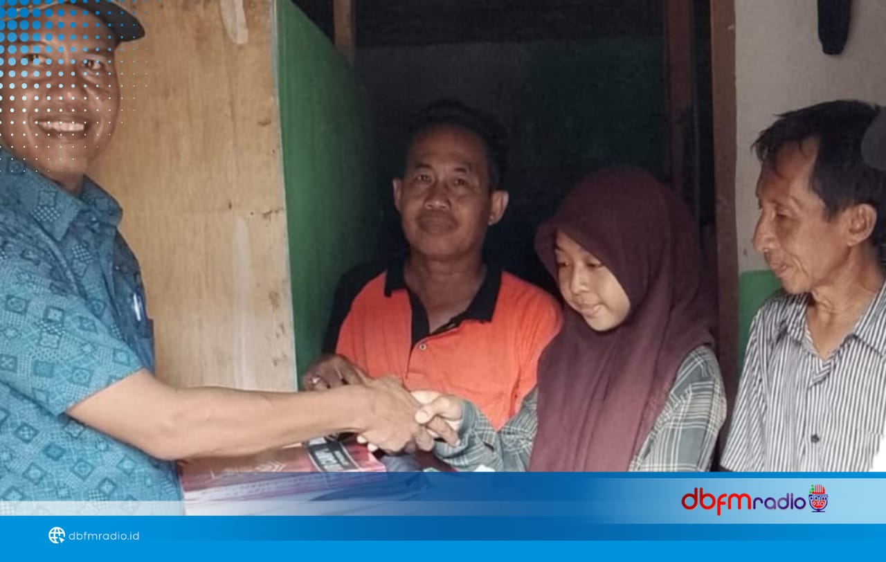 Bupati Lampung Selatan Bantu Anak Putus Sekolah, Fitriana Kini Bisa Melanjutkan Pendidikan ke SMA