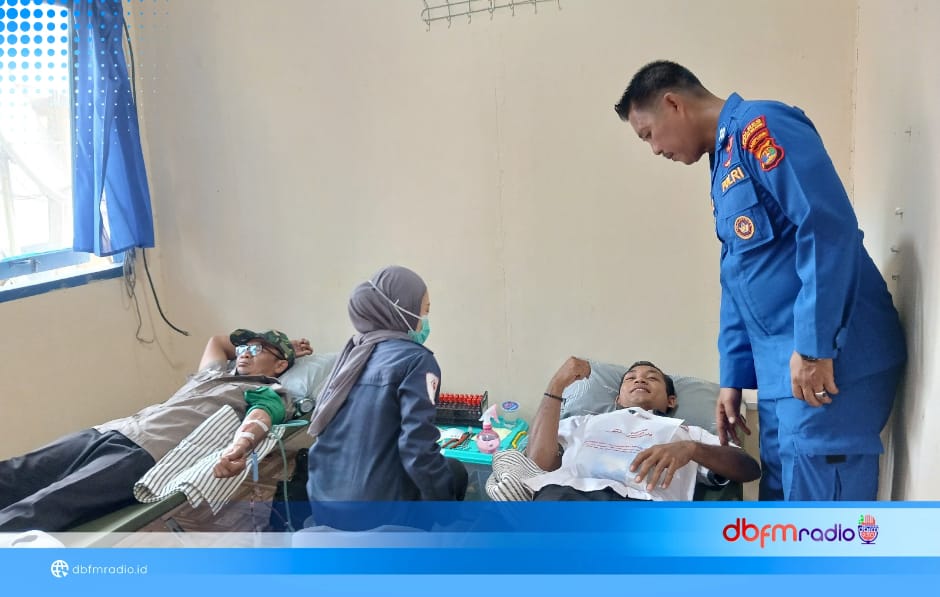 Hari Bhayangkara ke-80, Sat Polair Polres Lampung Selatan Gelar Khitanan Massal dan Donor Darah untuk Warga Pesisir