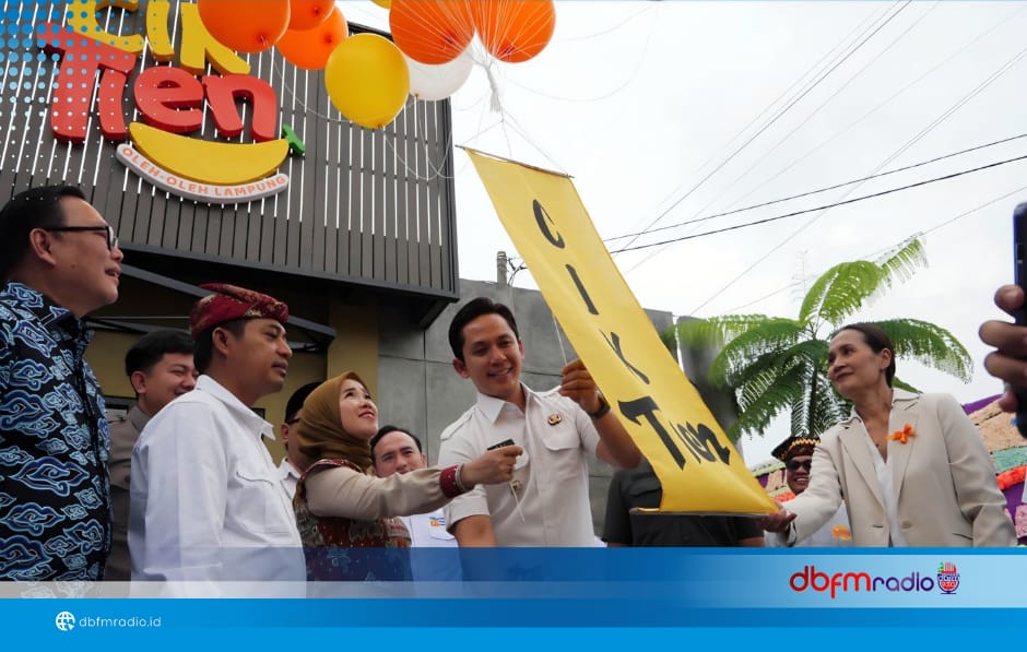 Bupati Resmikan Cik Tien Oleh-oleh Lampung, Dorong Lampung Selatan Jadi Daerah Tujuan Singgah