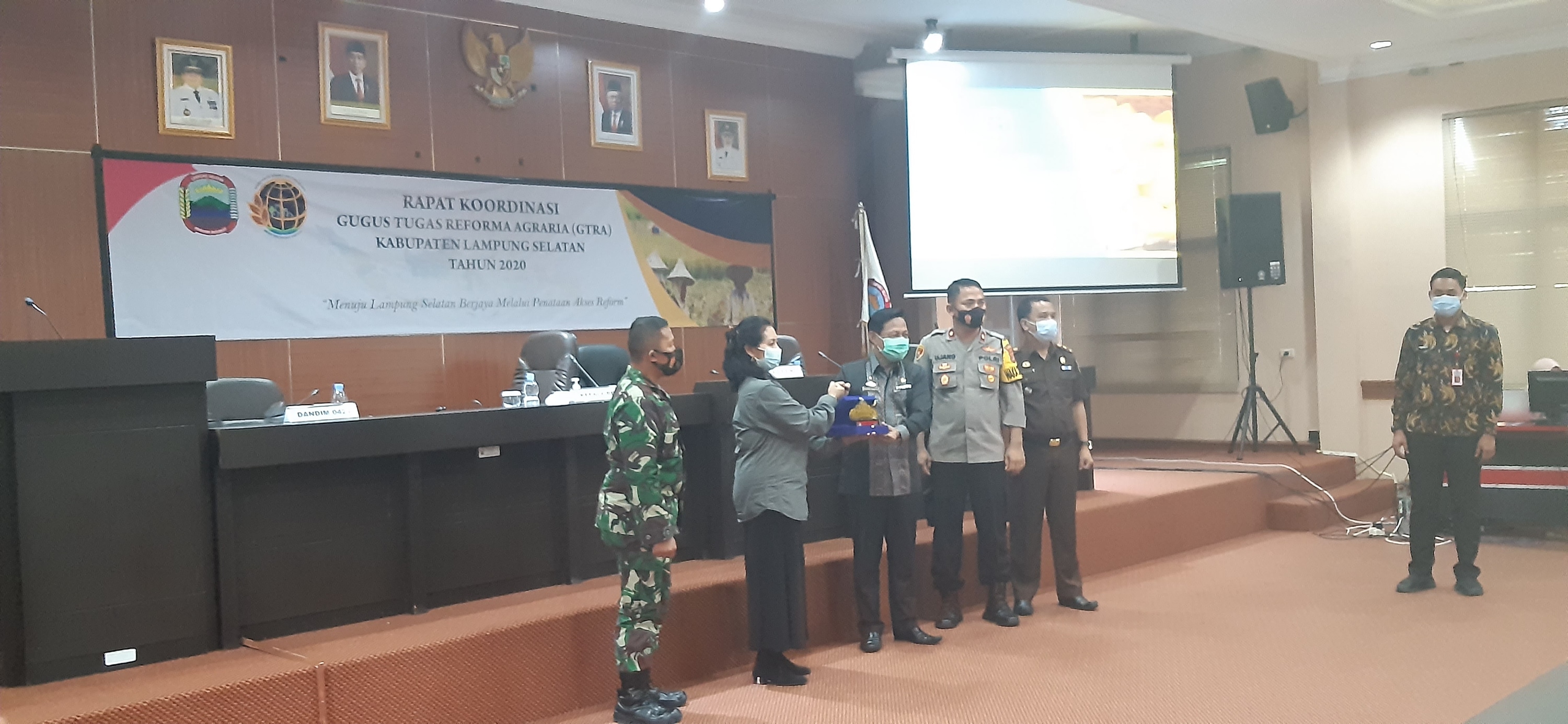 Reforma Agraria Solusi Pemerintah Pusat dalam masalah pertanahan di Masyarakat