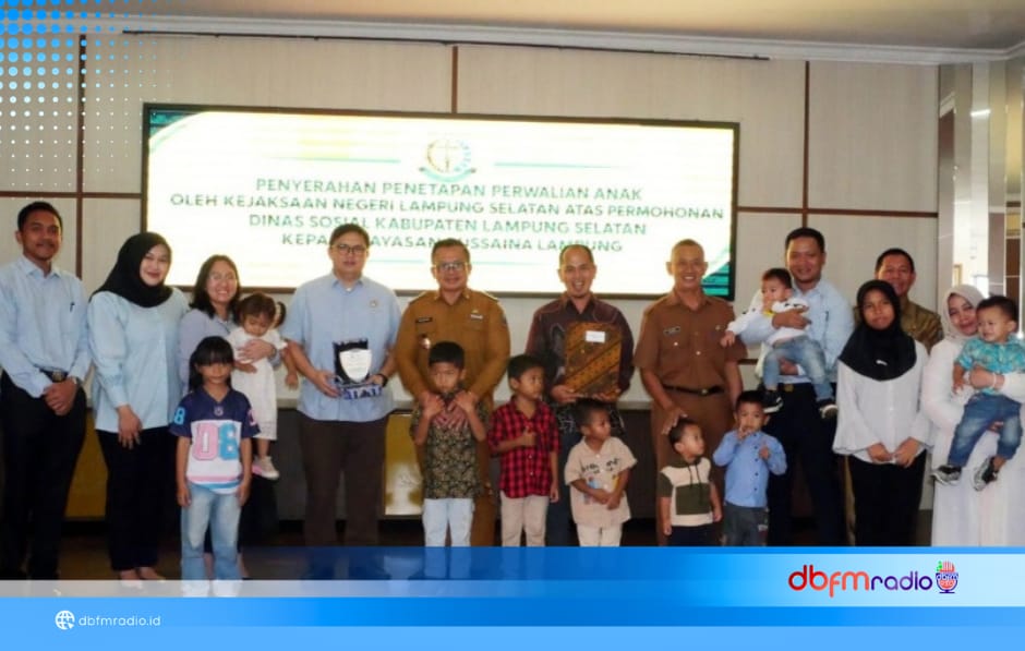Kejari Lampung Selatan Serahkan Dokumen Perwalian Delapan Anak, Yayasan Bussaina Lampung Resmi Jadi Wali Sah