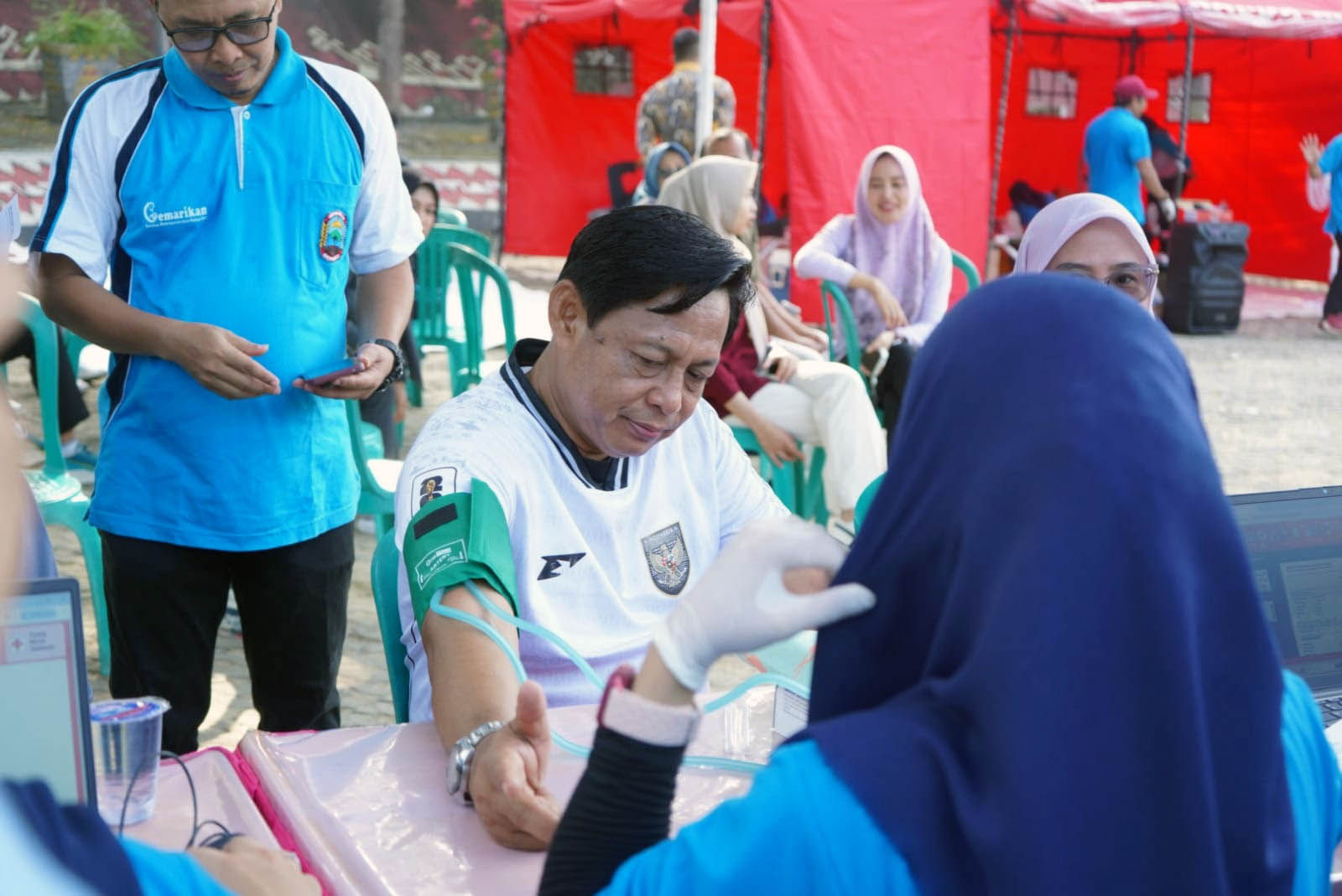 Semangat ASN Lampung Selatan: Senam Pagi Disatukan dengan Aksi Kemanusiaan Donor Darah