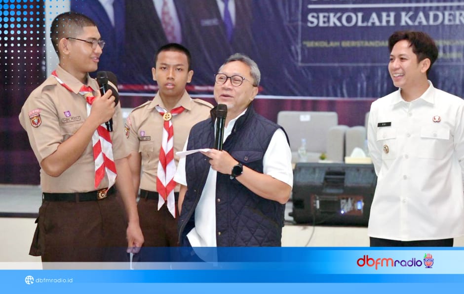 Menko Pangan Suntik Semangat Pelajar SMA Kebangsaan: Berani dan Disiplin Kunci Sukses