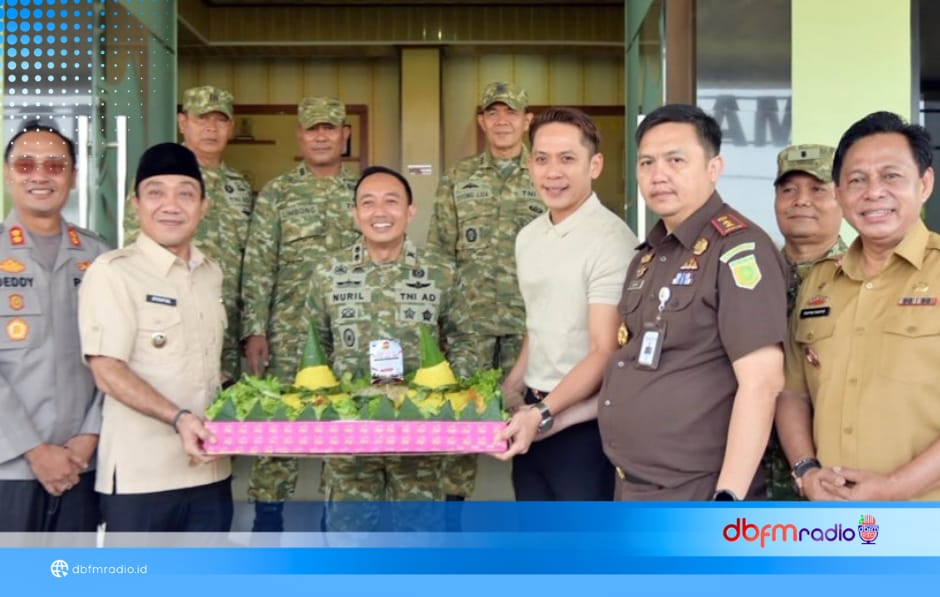 Kejutan Tumpeng dari Pemkab Lampung Selatan Warnai HUT ke-81 TNI