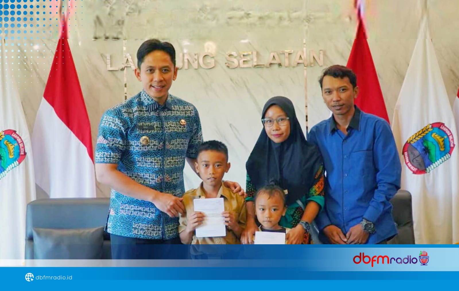 Raihan, Bocah Pahlawan Bendera dari Rajabasa: Dari Tiang 10 Meter ke Beasiswa Masa Depan