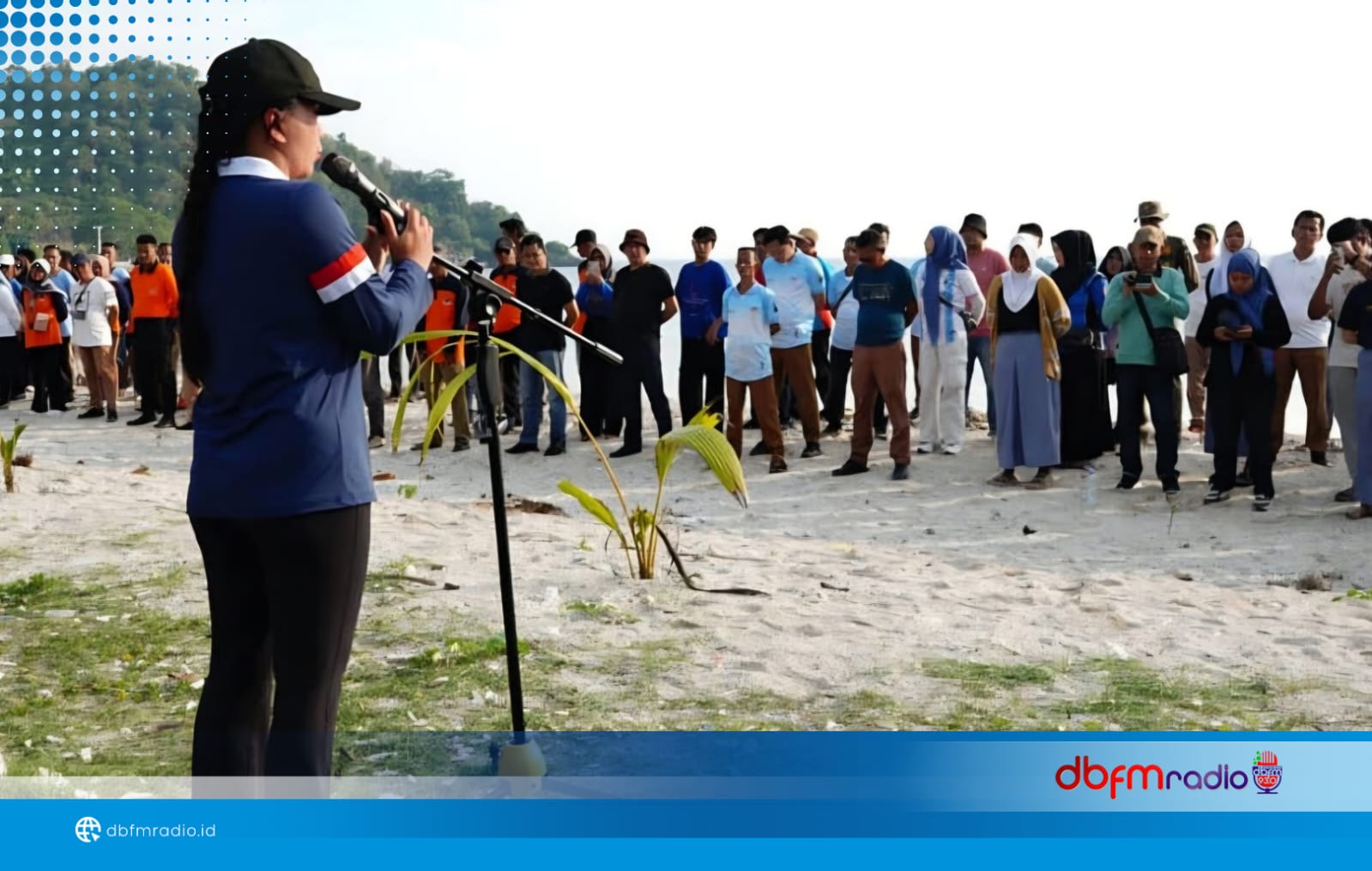 Zita Anjani Pimpin Aksi Bersih Pantai Minang Rua, Tegaskan Komitmen Jaga Wisata Lampung Selatan