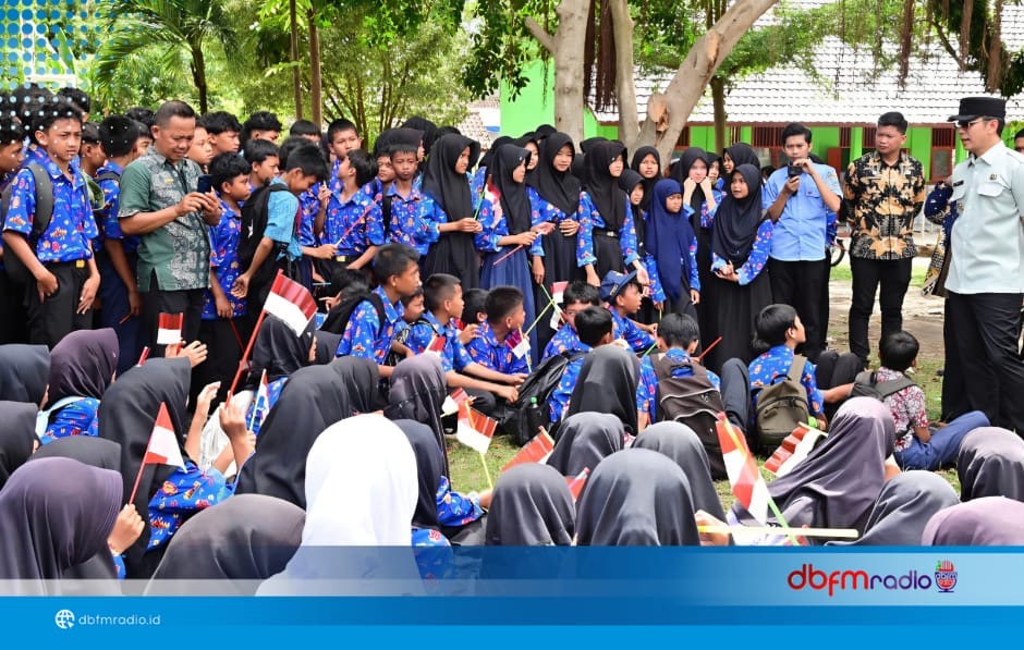 Tinjau SMPN 1 Rajabasa, Bupati Egi Beri Tenggat Satu Minggu Perbaikan Fasilitas Sekolah