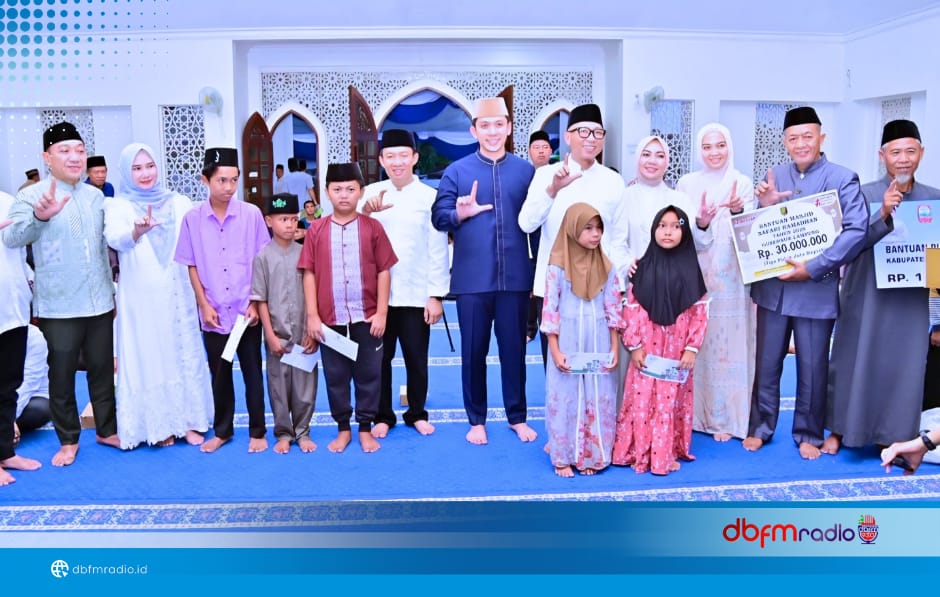 Safari Ramadan Pemprov Lampung di Desa Pisang, Gubernur Mirza Serahkan Bantuan dan Perkuat Silaturahmi