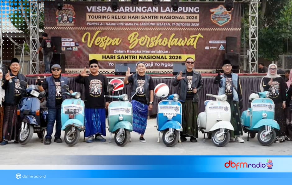 Deru Vespa dan Lantunan Sholawat Warnai Touring Religi Hari Santri di Lampung Selatan