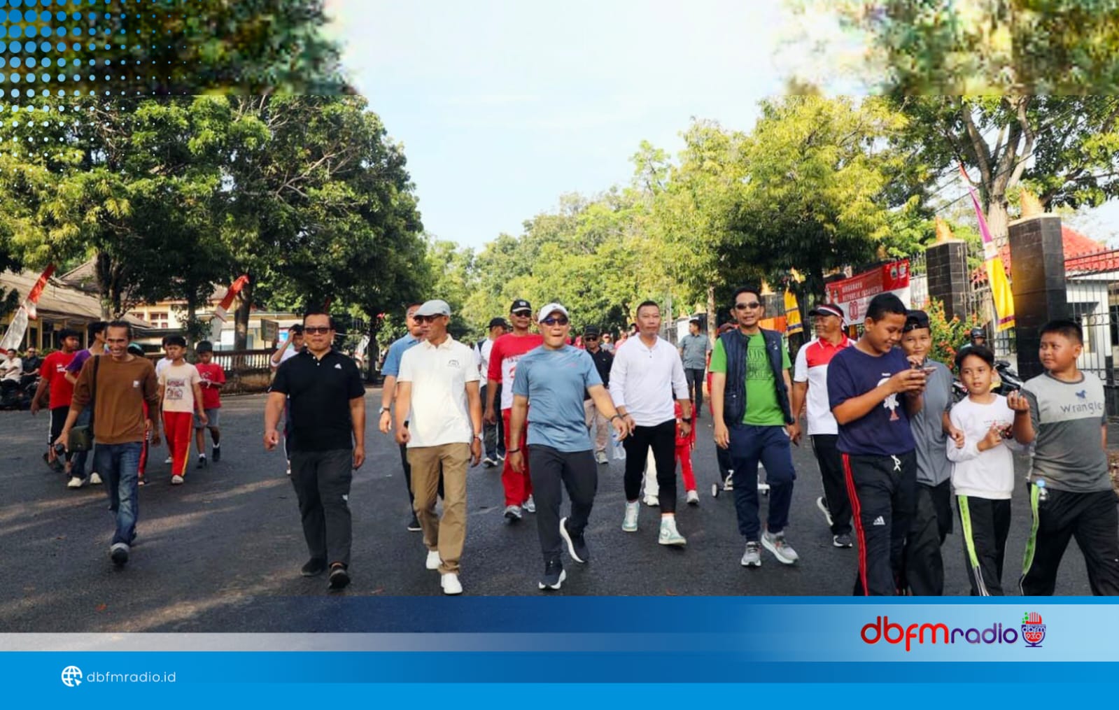 Jalan Sehat Warnai Perayaan HUT ke-80 RI di Way Urang, Ribuan Warga Tumpah Ruah di Lapangan Korpri