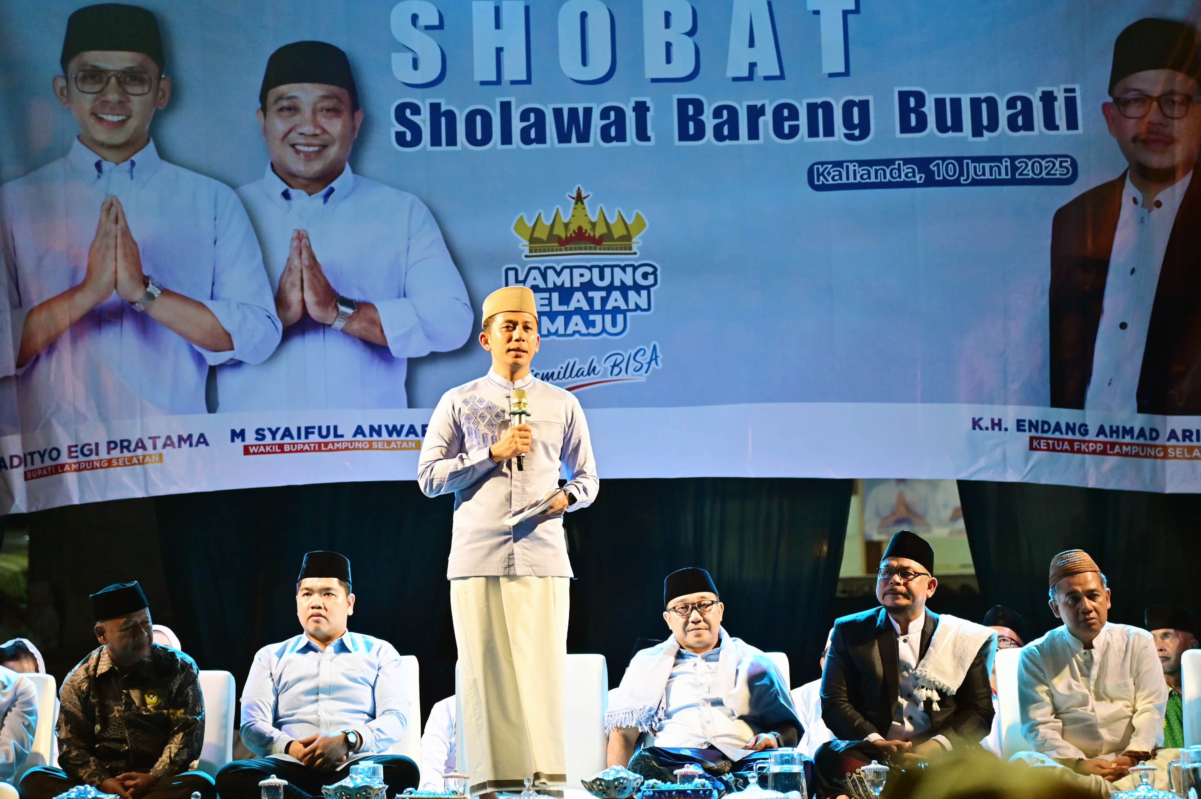 Bersatu dalam Sholawat: "Shobat Bareng Bupati Warnai Malam Kalianda dengan Keberkahan"