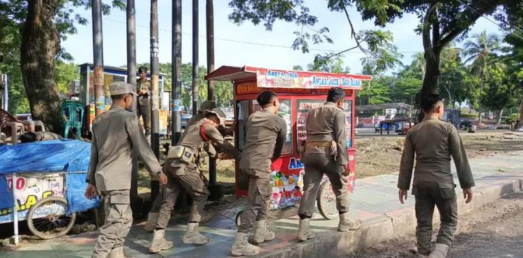 Kasat Pol-PP Lampung Selatan Tegaskan Tidak Ada Pungutan bagi PKL di Lapangan Korpri