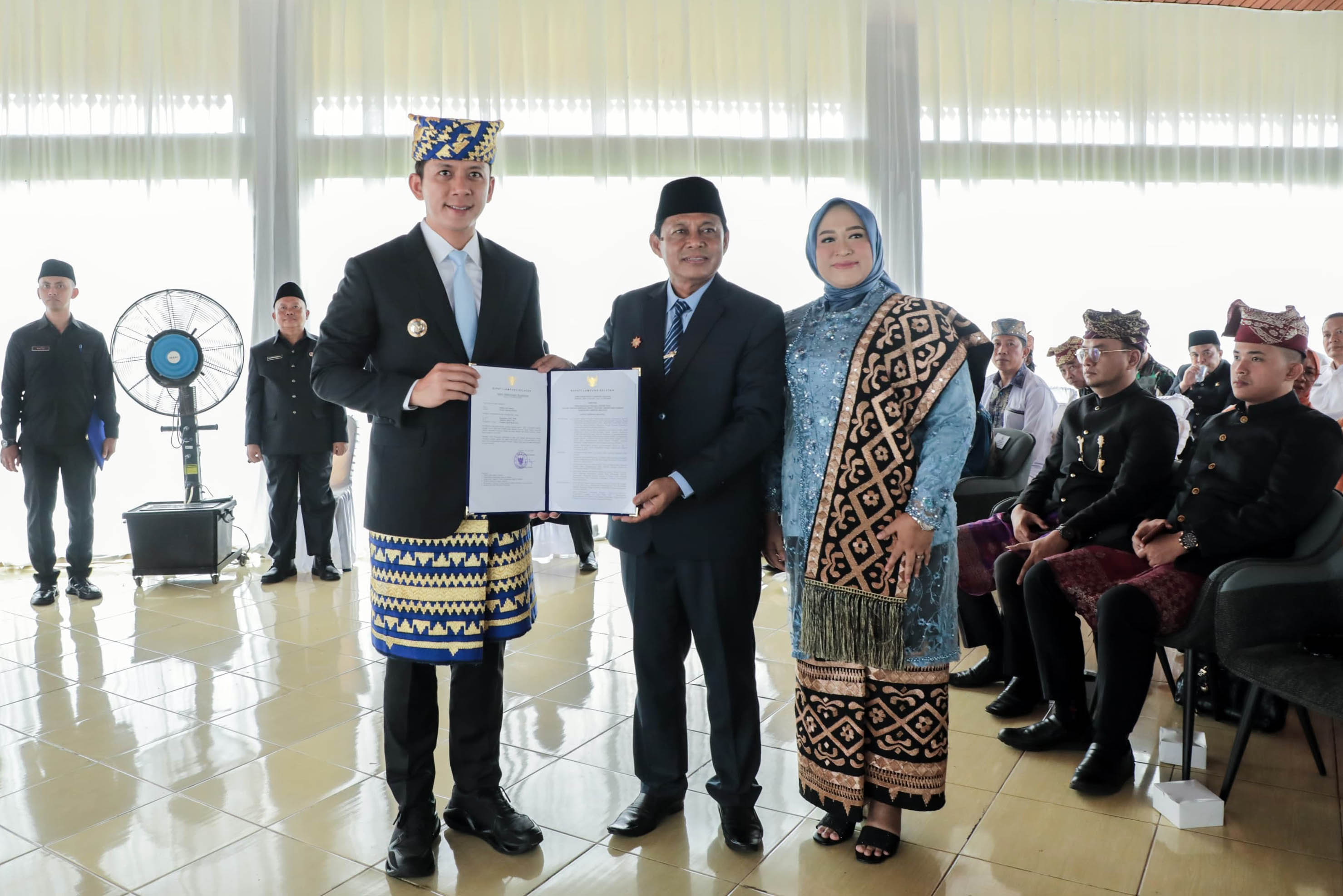 Pelantikan Sekda Bermakna di Taman Makam Pahlawan, Bupati Egi Tegaskan Semangat Pengabdian Sejati