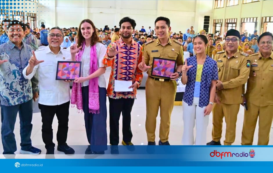 Menko Pangan Serahkan 7.000 Bibit Kopi dan Kakao, Dorong Smart Agroforestry di Lampung Selatan