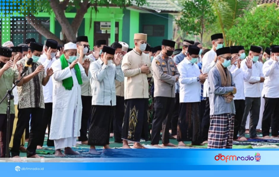 Di Tengah Kemarau Panjang, 17 Kecamatan di Lampung Selatan Serentak Salat Istisqa