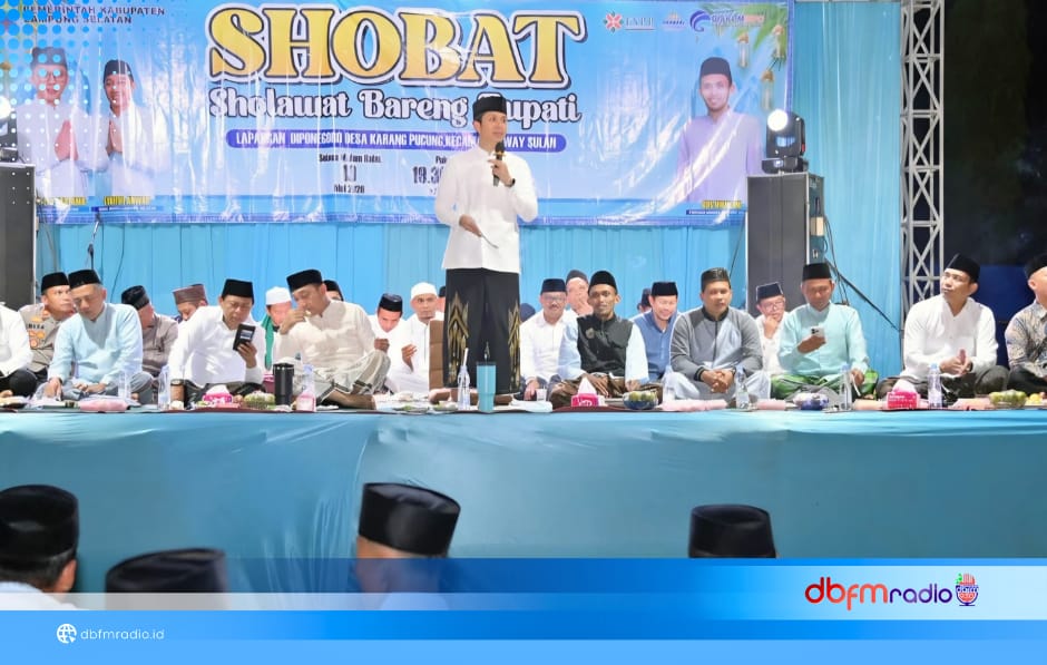 Shobat di Way Sulan, Bupati Egi Ajak Warga Perkuat Spiritualitas dan Gotong Royong Bangun Desa HELAU