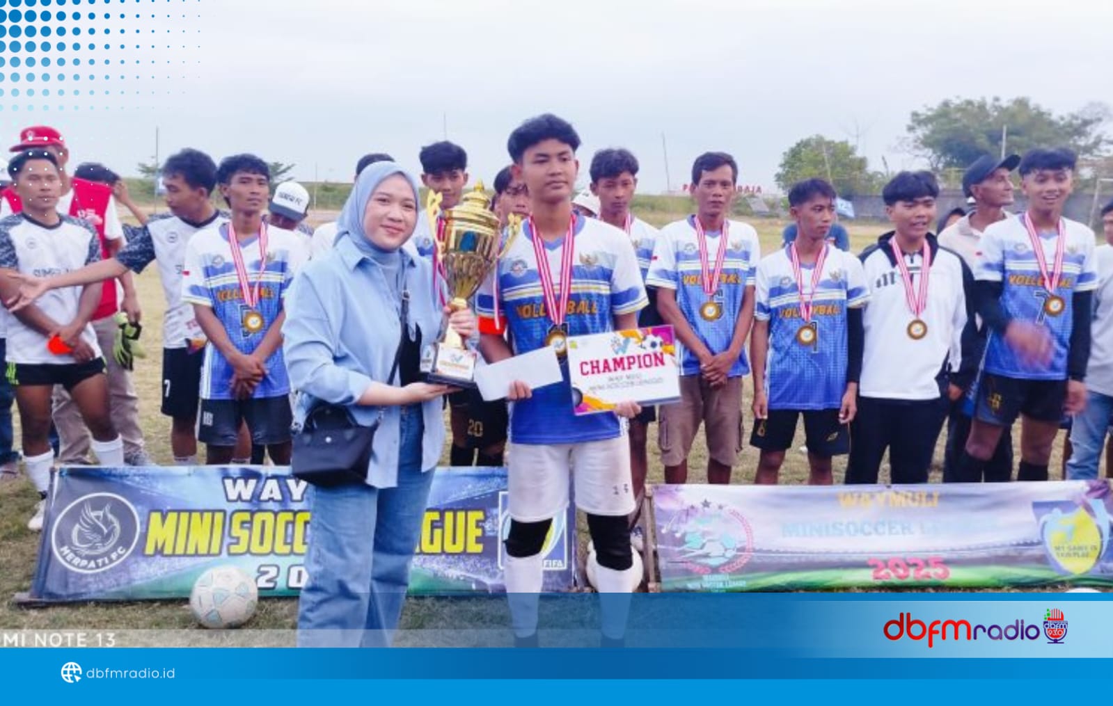 Wakil Ketua III DPRD Lampung Selatan Hadiri Penutupan Mini Soccer League Way Muli, Beri Bonus dan Dukung Pengembangan Olahraga Desa