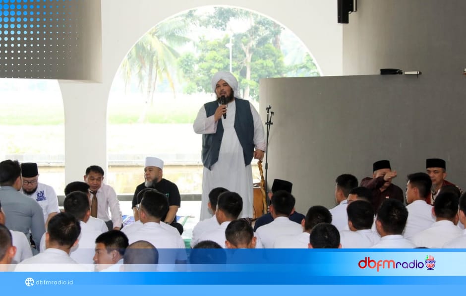 Helmi Hasan Tanamkan Ketangguhan kepada Siswa SMA Kebangsaan: Jangan Takut Hadapi Ujian