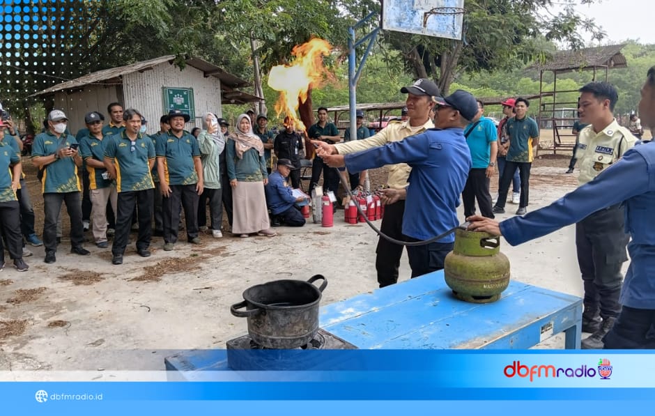 Cegah Risiko Kebakaran di Lingkungan Kerja, Damkarmat Lampung Selatan Latih 80 Karyawan PT CPP