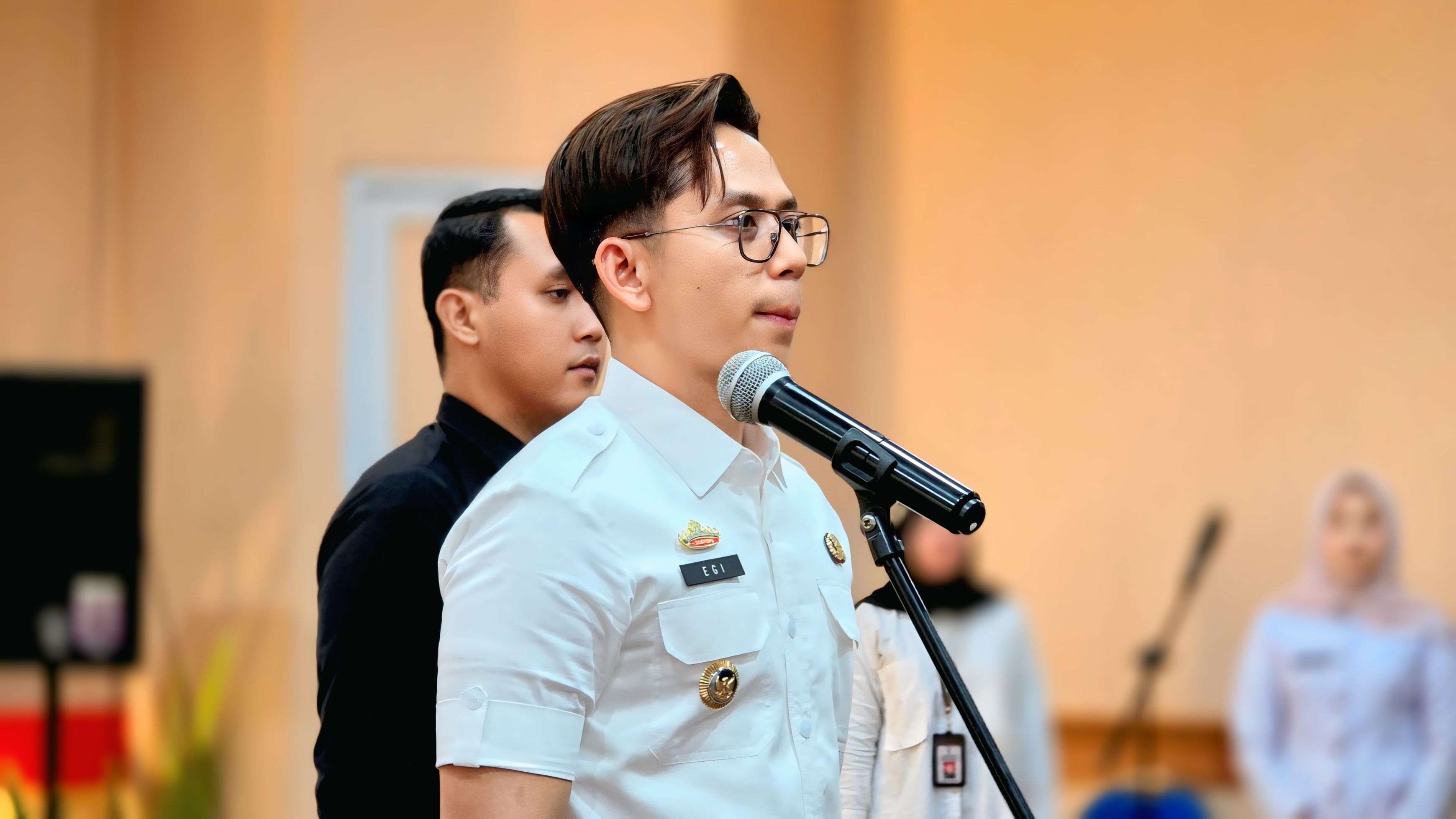 Bupati Radityo Egi Pratama Tekankan Peningkatan Pelayanan Publik dalam Rakor Pejabat