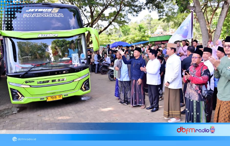 Haru Pelepasan 1.350 Santri ke Lirboyo, Bupati Egi: Belajarlah dengan Hati, Pulanglah dengan Bakti