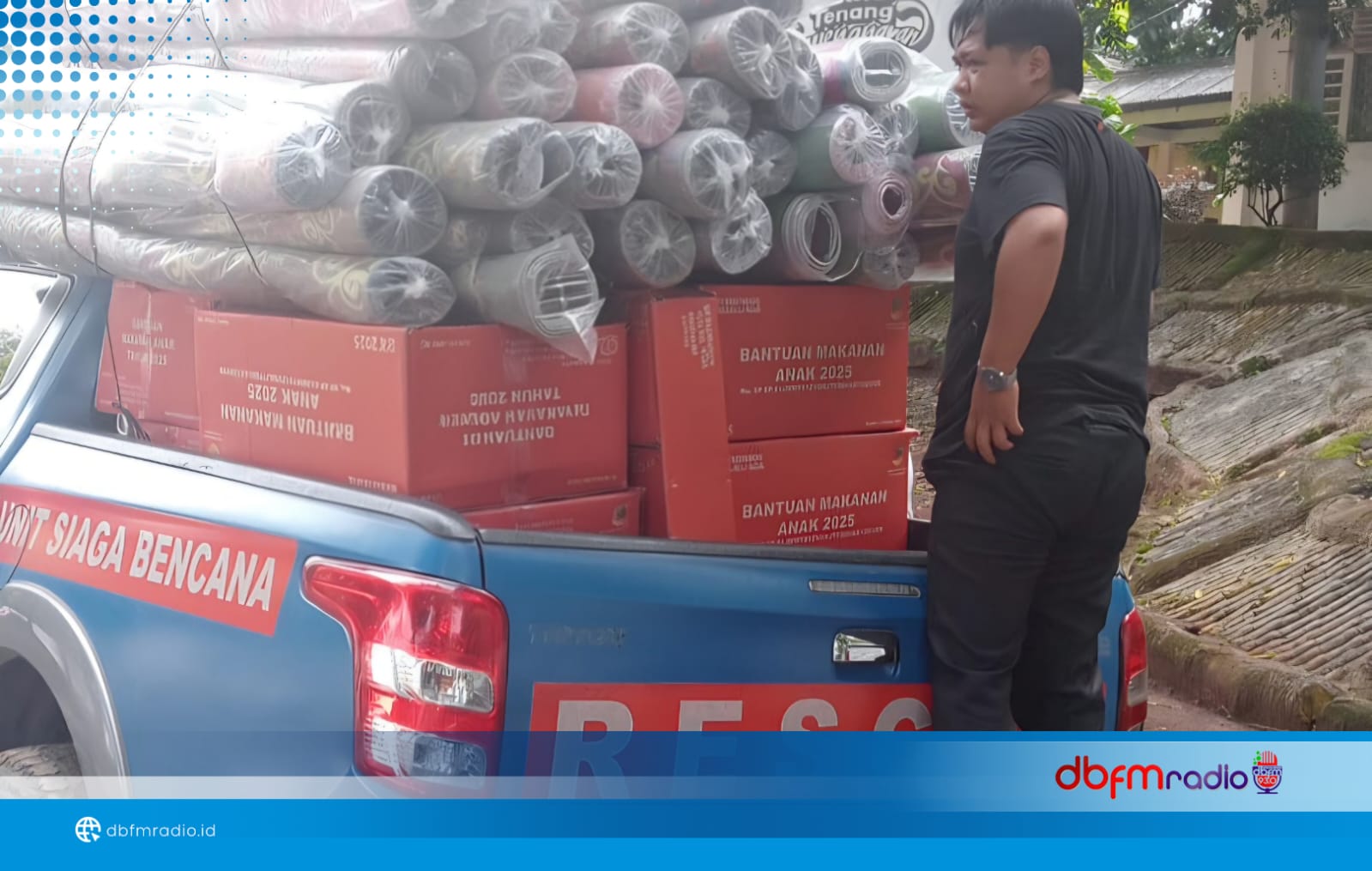 Dinas Sosial Lampung Selatan Salurkan Bantuan untuk Korban Bencana Luapan Air Laut di Kecamatan Sragi