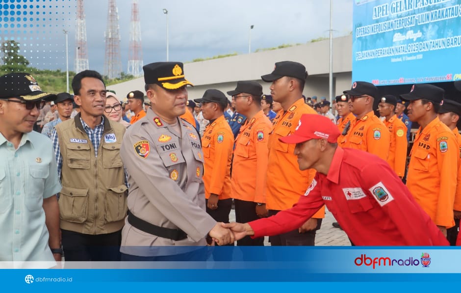 Kapolres Lamsel Pimpin Apel Gelar Pasukan Pengamanan Nataru 2025–2026 di Menara Siger