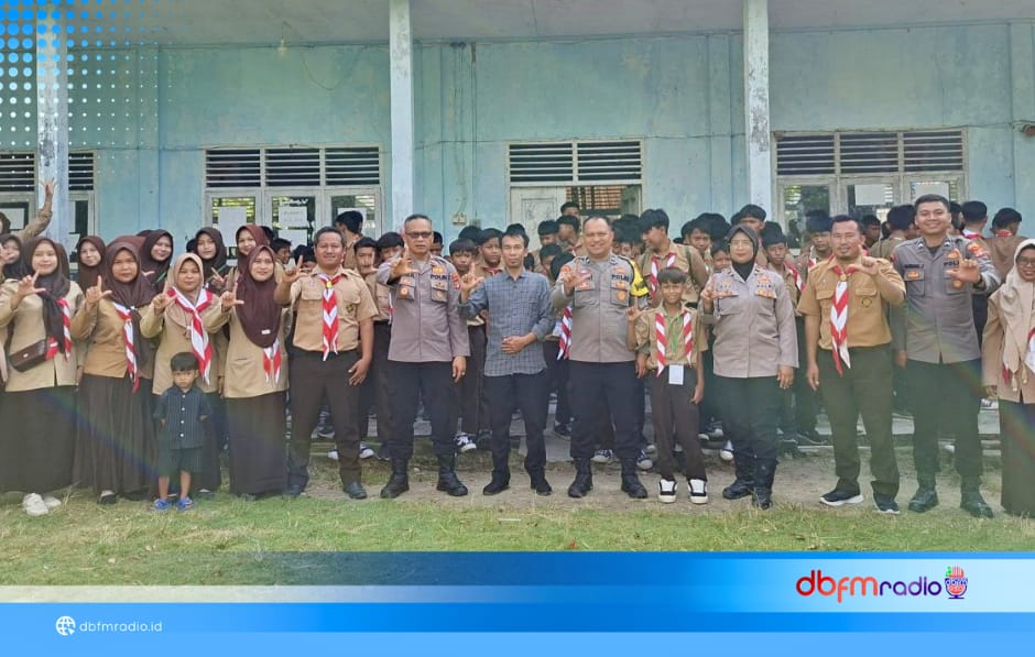 Demi Masa Depan Generasi Muda, Polres Lamsel Hadir di Pulau Sebesi Beri Edukasi Anti Bullying dan Judi Online