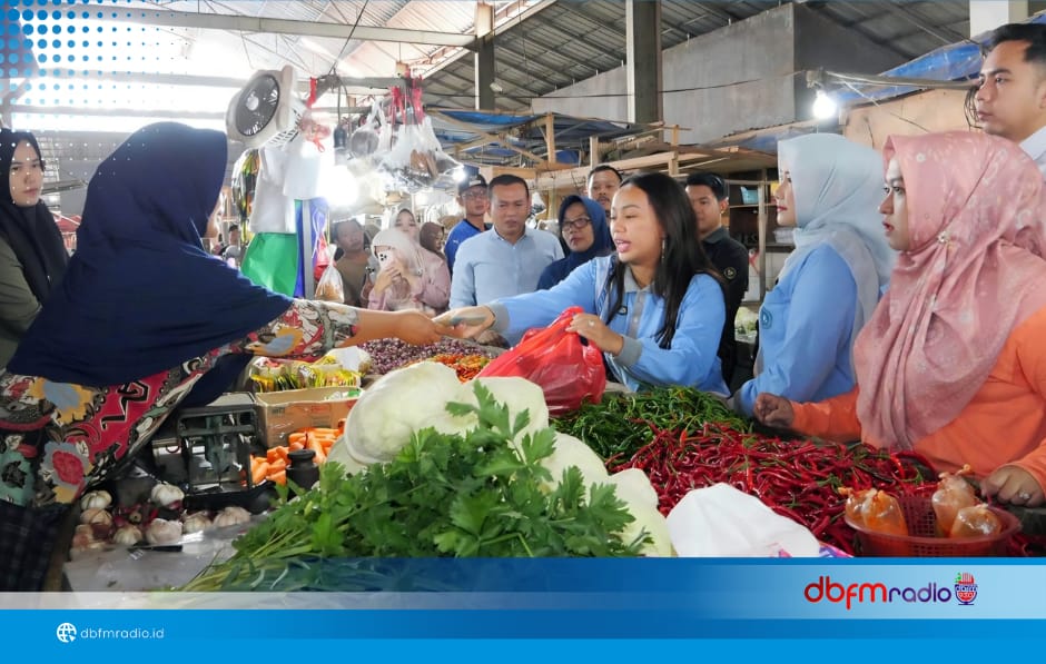 Blusukan Zita Anjani Bikin Pasar Sidomulyo Semarak, Harga Sembako Jadi Sorotan Jelang Ramadan